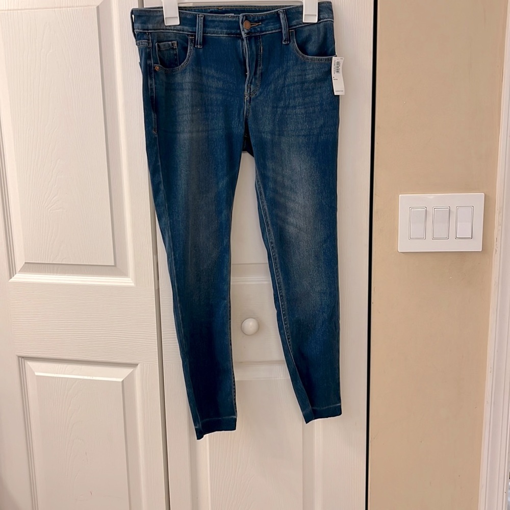 Old navy new with tags Rockstar Super Skinny Jeans